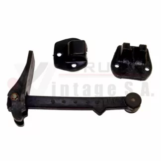 Gancho tirante/halador para capo International