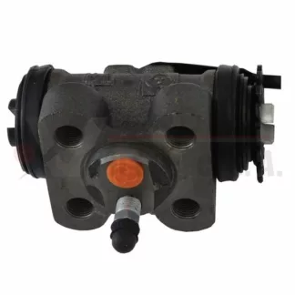 Bomba de frenos trasera 1 3/16 Isuzu NPR con grifo