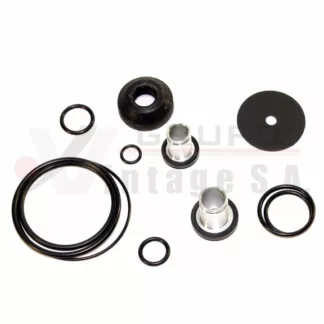 Juego de reparación bomba central de frenos Isuzu FTR / Nissan UD