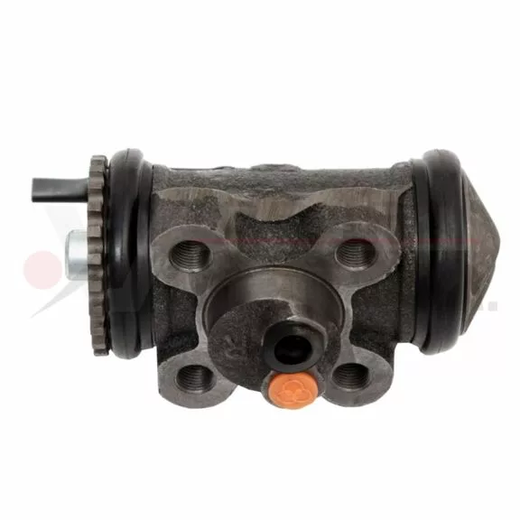 Bomba de frenos trasera 1 1/2 Isuzu NRR derecha sin grifo