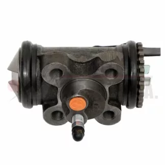 Bomba de frenos trasera 1 1/2 Isuzu NRR derecha con grifo