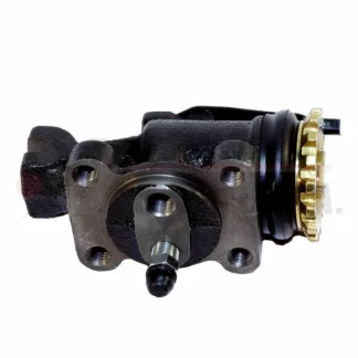 Bomba de frenos delantera 1 1/8 Isuzu NKR izquierda con grifo