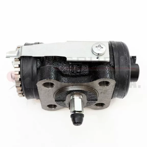 Bomba de frenos trasera 1 1/8 Hino Dutro con grifo 3.5t derecha