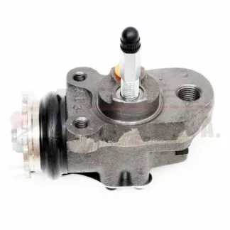 Bomba de frenos delantera 1 5/16 Hino FB izquierda (3 agujeros)