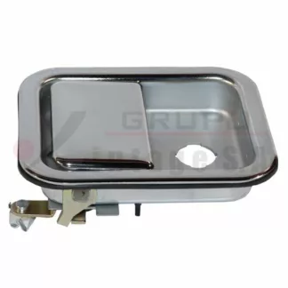 Chapa exterior izquierda puerta frontal Freightliner Sterling