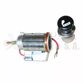 Cigarrera o encendedor universal de cabina