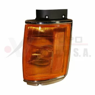 Lámpara derecha pidevía Toyota 22R aro cromado año 84-88