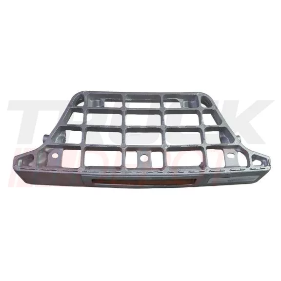 Estribo metálico izquierdo Hino 500